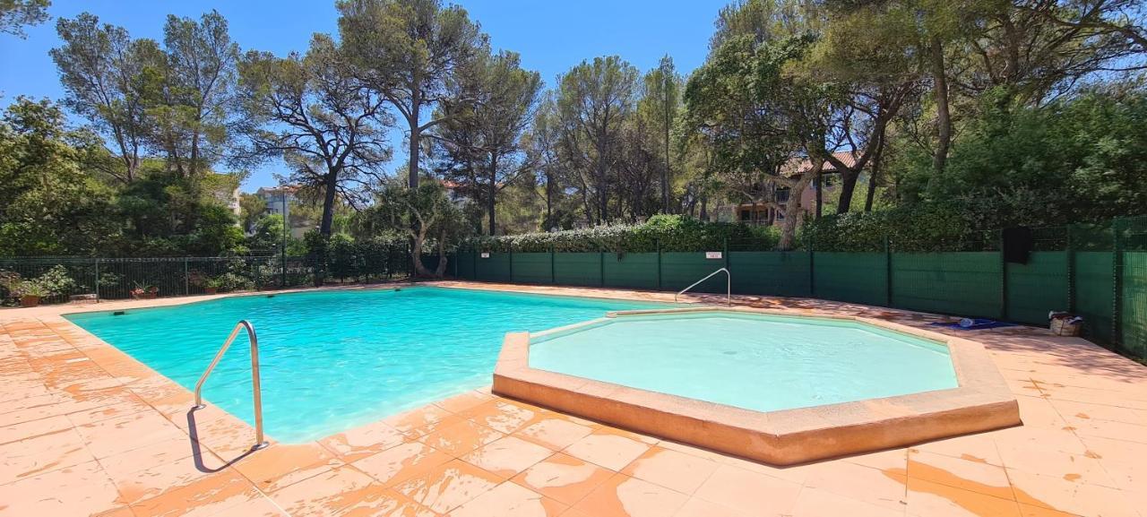 Apartamento Le Calypso Saint Aygulf Exterior foto